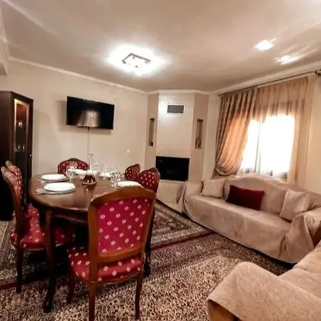 A Home Away From Home Τρίκαλα Εξωτερικό φωτογραφία