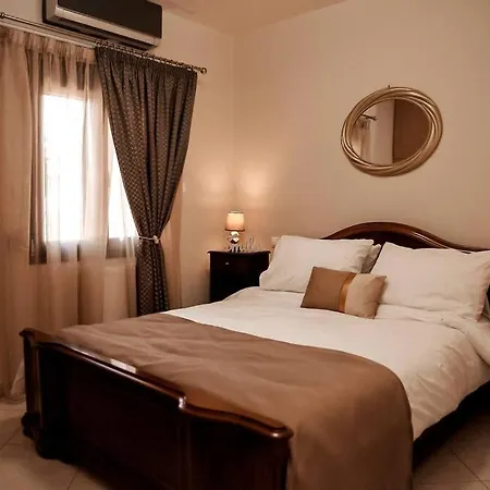 A Home Away From Home Τρίκαλα Εξωτερικό φωτογραφία
